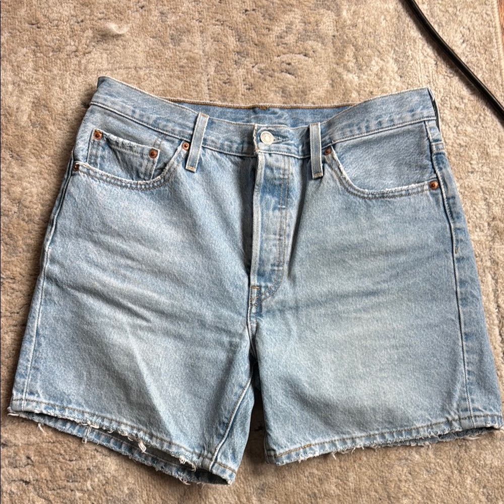 Levi’s 501 mid thigh shorts Ojai Luxor Last